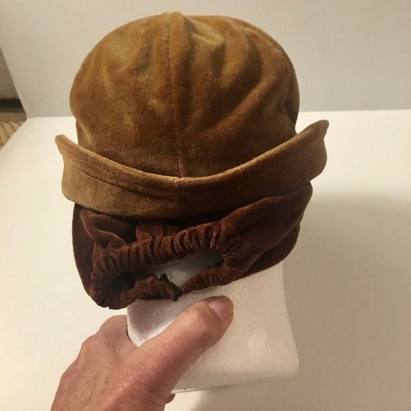 Happy Capper Brimmed Hat Ear Warmers Vintage 1950s Mid Mod Pony Tail Back Golden - Picture 4 of 8